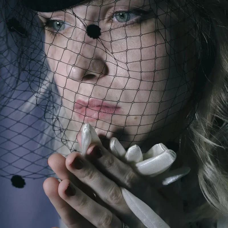 Are funeral directors and undertakers the same?